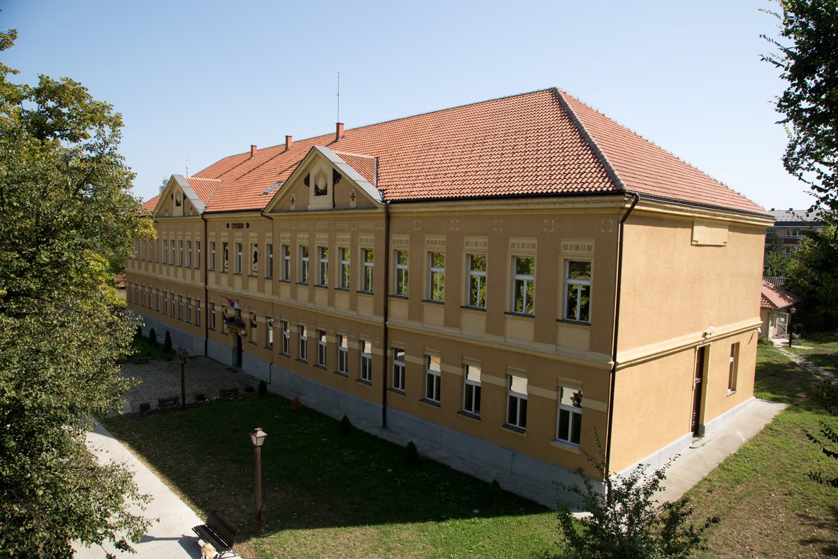 Zgrada Narodnog muzeja pored Lazarevog grada u Kruševcu